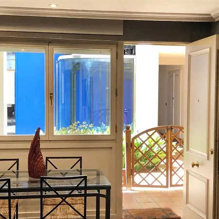 Frente Al Guggenheim. Urbanizacion De Lujo En El Centro Апартаменти Більбао